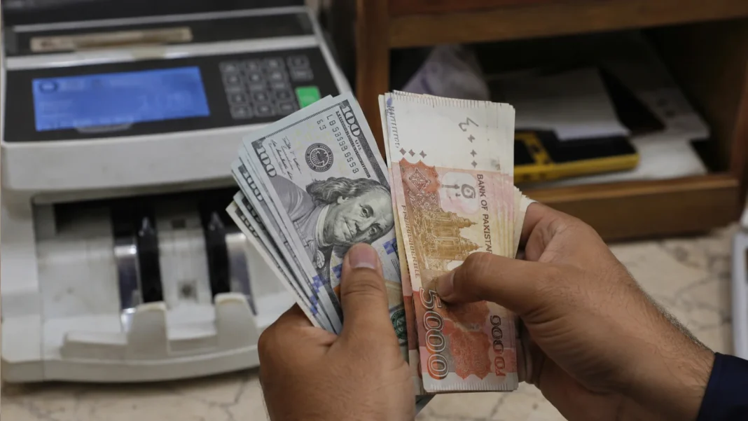 Pakistan Appoints Global Banks to Manage Future International Debt Issues